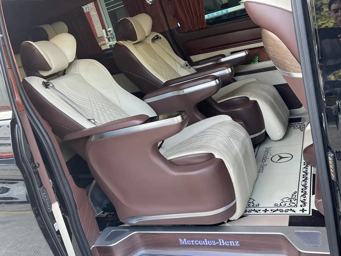 Mercedes-Benz Vito 2021 2.0T Business Edition 7-seater фото 16