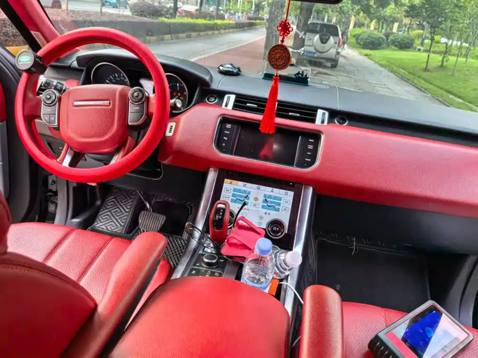 Land Rover Range Rover фото 9