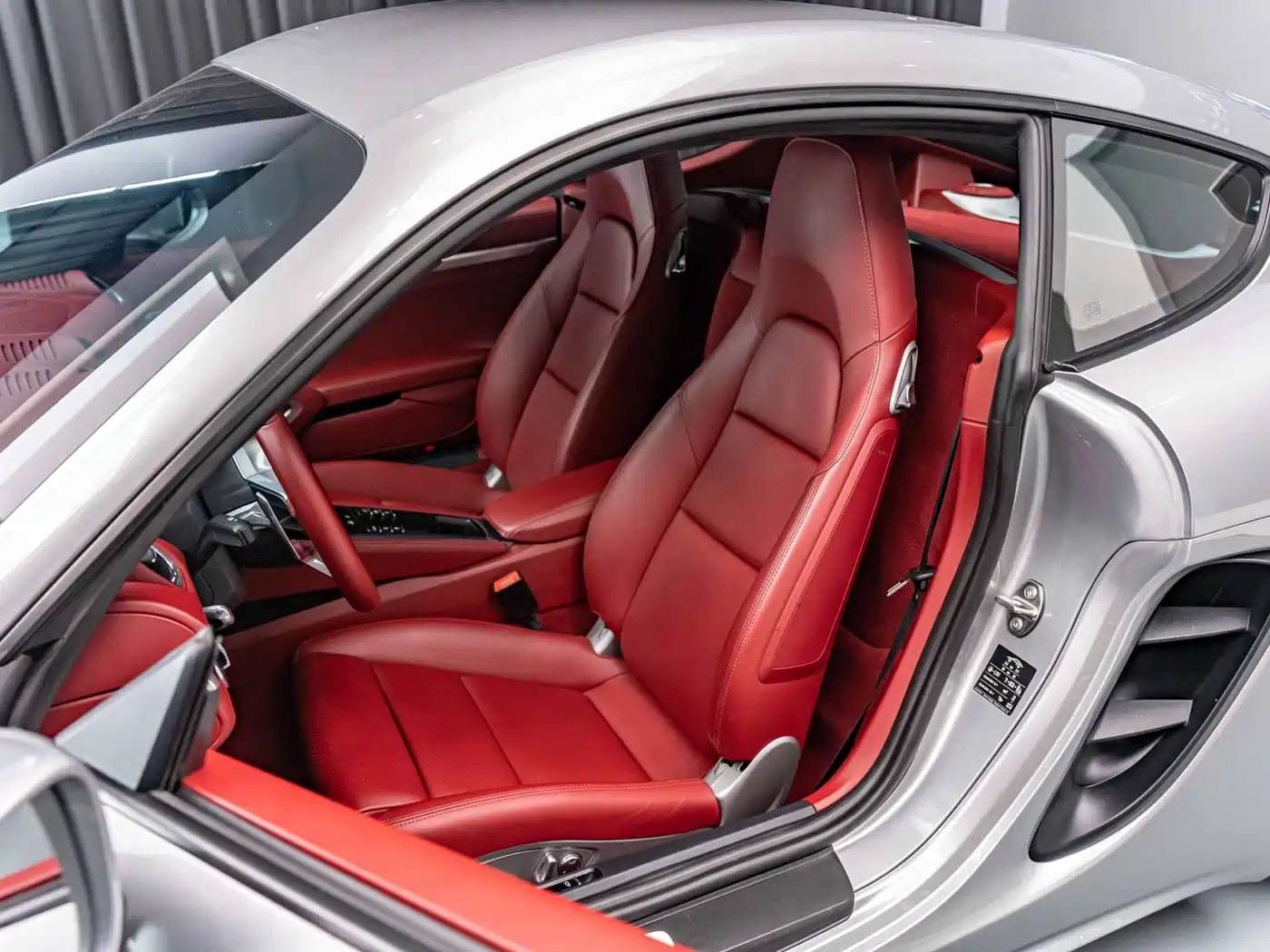 Porsche 718 2020 Cayman 2.0T фото 8