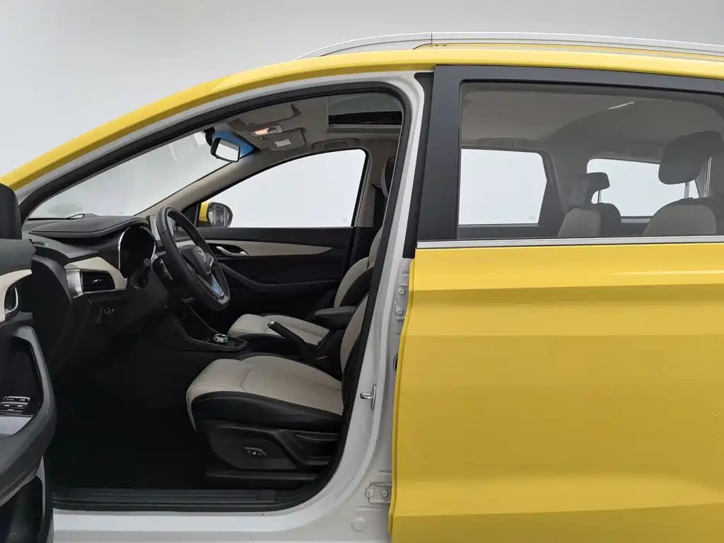 Baojun 360 2018 2018 1.5L Automatic Luxury (China V)