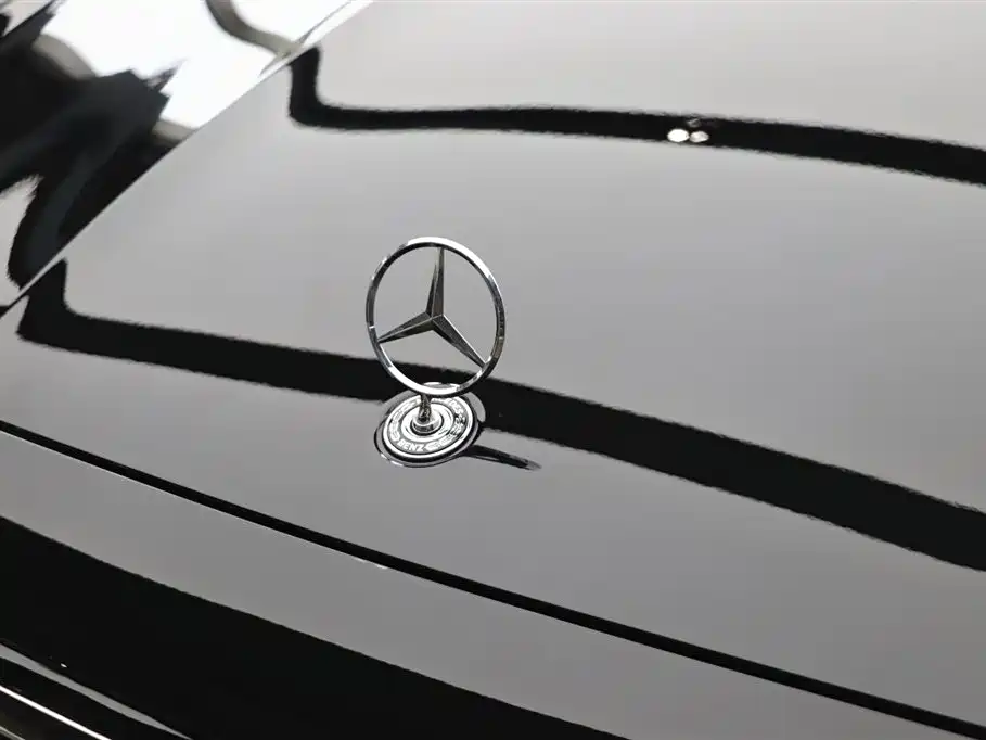Mercedes-Benz E-Class 2026 E 300 L Luxury фото 31