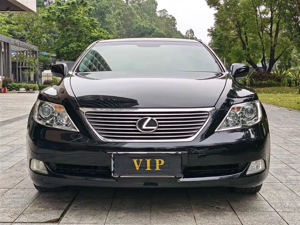 Lexus LS 2006 460L фото 2