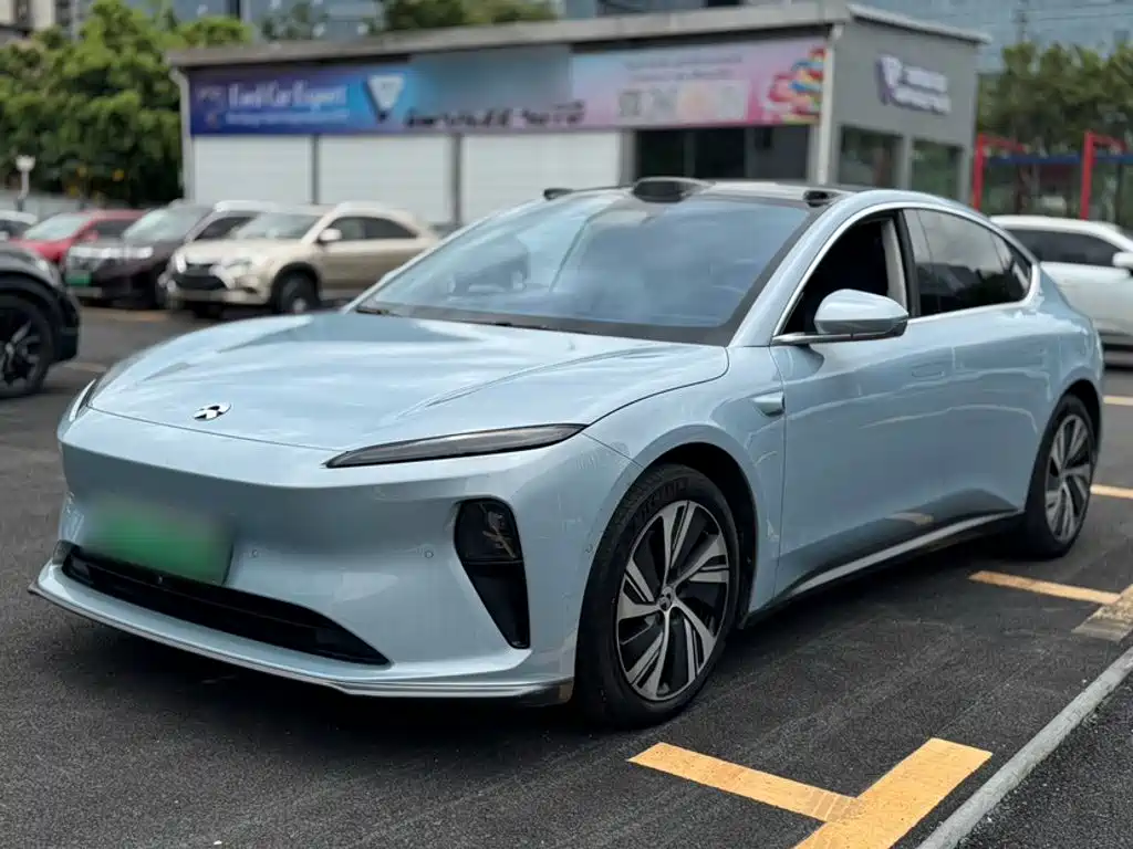 NIO ET5 2022