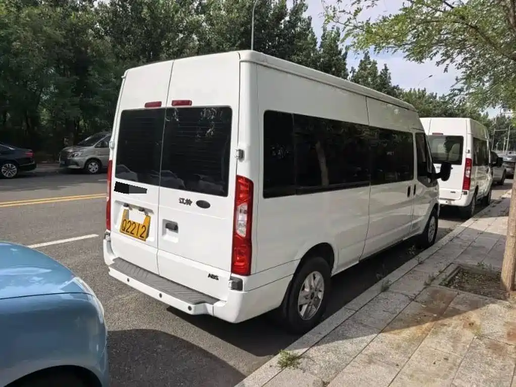 Ford New Generation Transit 2015 2009 Model 2.4T Diesel Multi-purpose Short Wheelbase Low Roof Duratorq