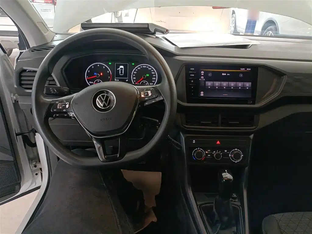 VOLKSWAGEN TU KAI