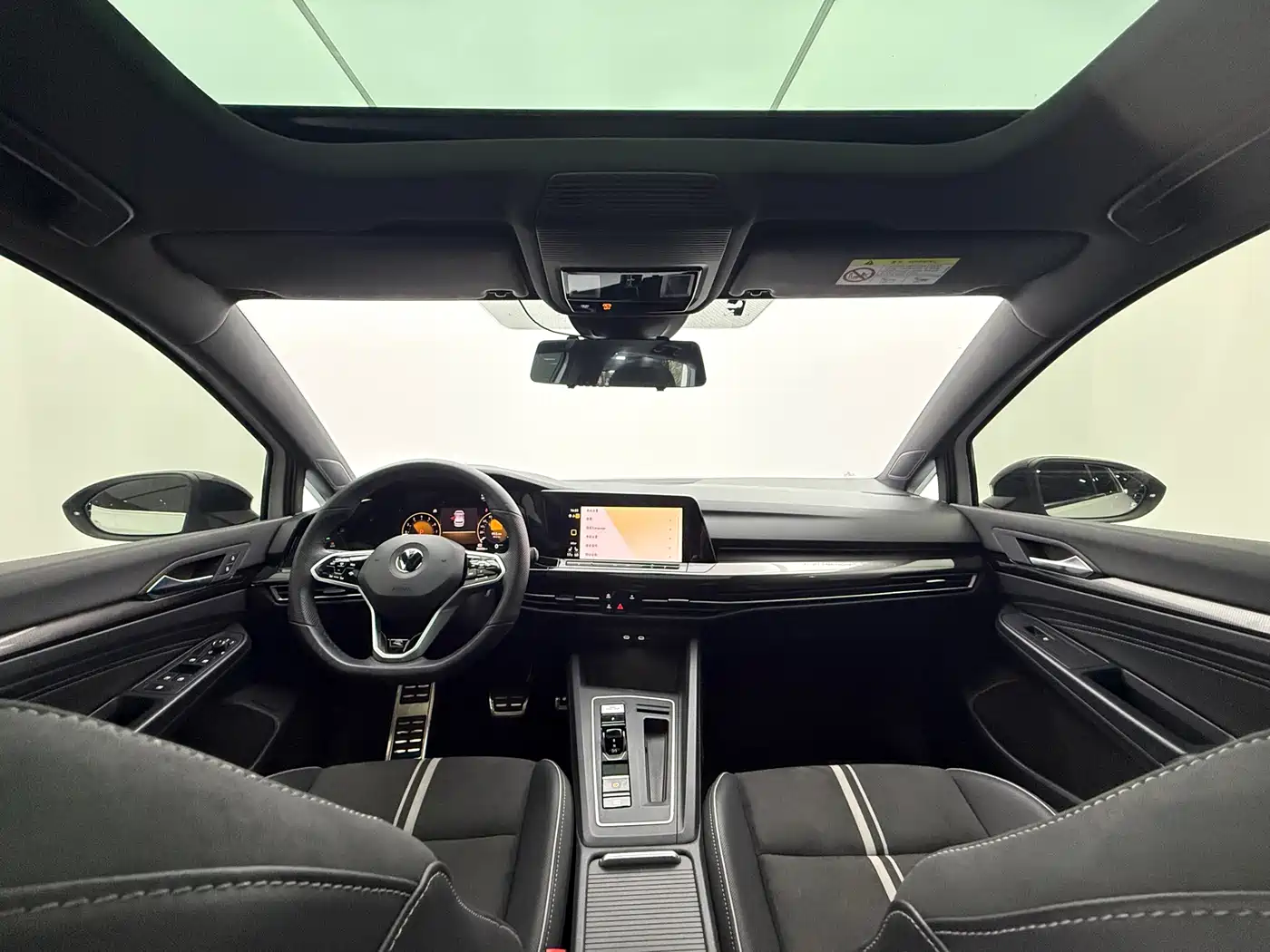 Volkswagen Golf 2021 280TSI DSG R-Line фото 15