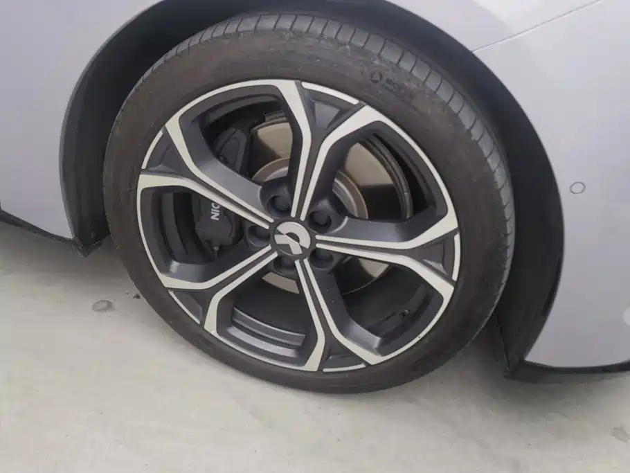 Фото 6 - NIO ET5T