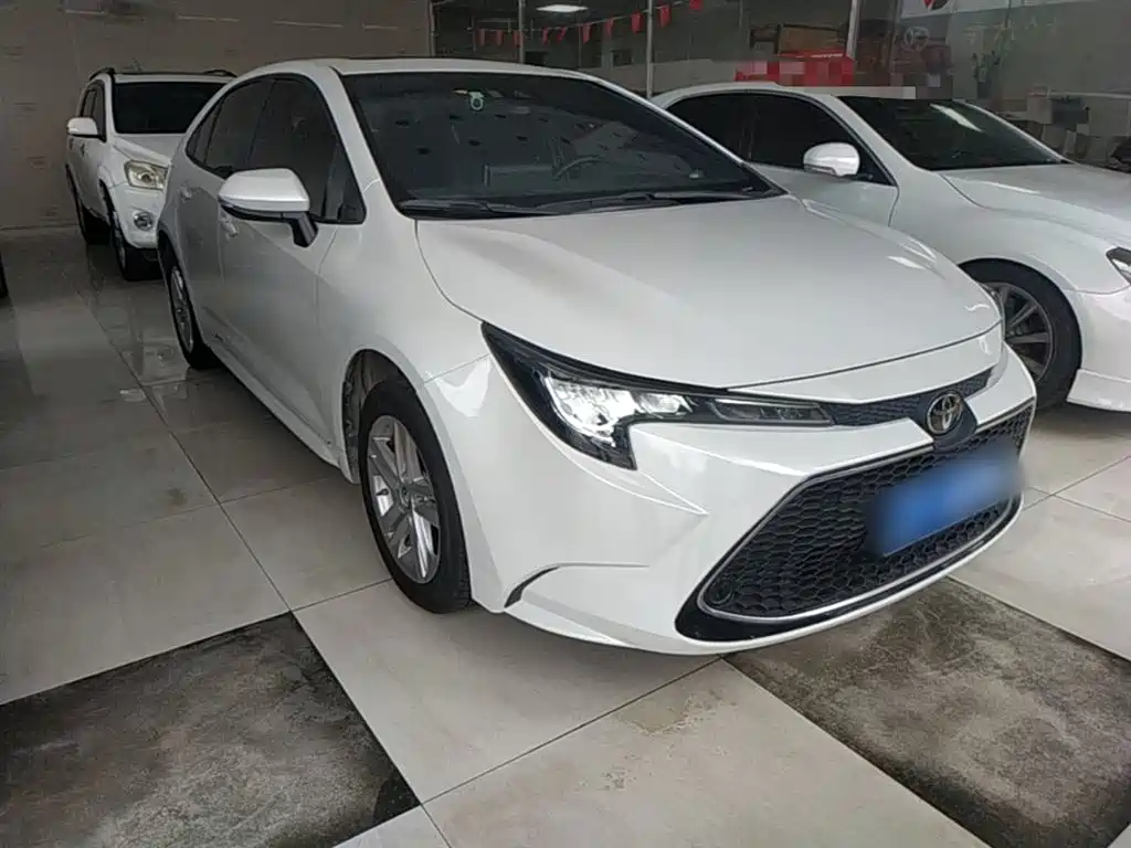 Toyota Levin 2021 185T CVT Luxury Edition фото 4