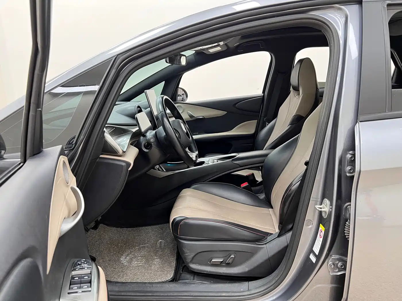 BYD Dolphin 2023 420km Fashion Edition фото 15