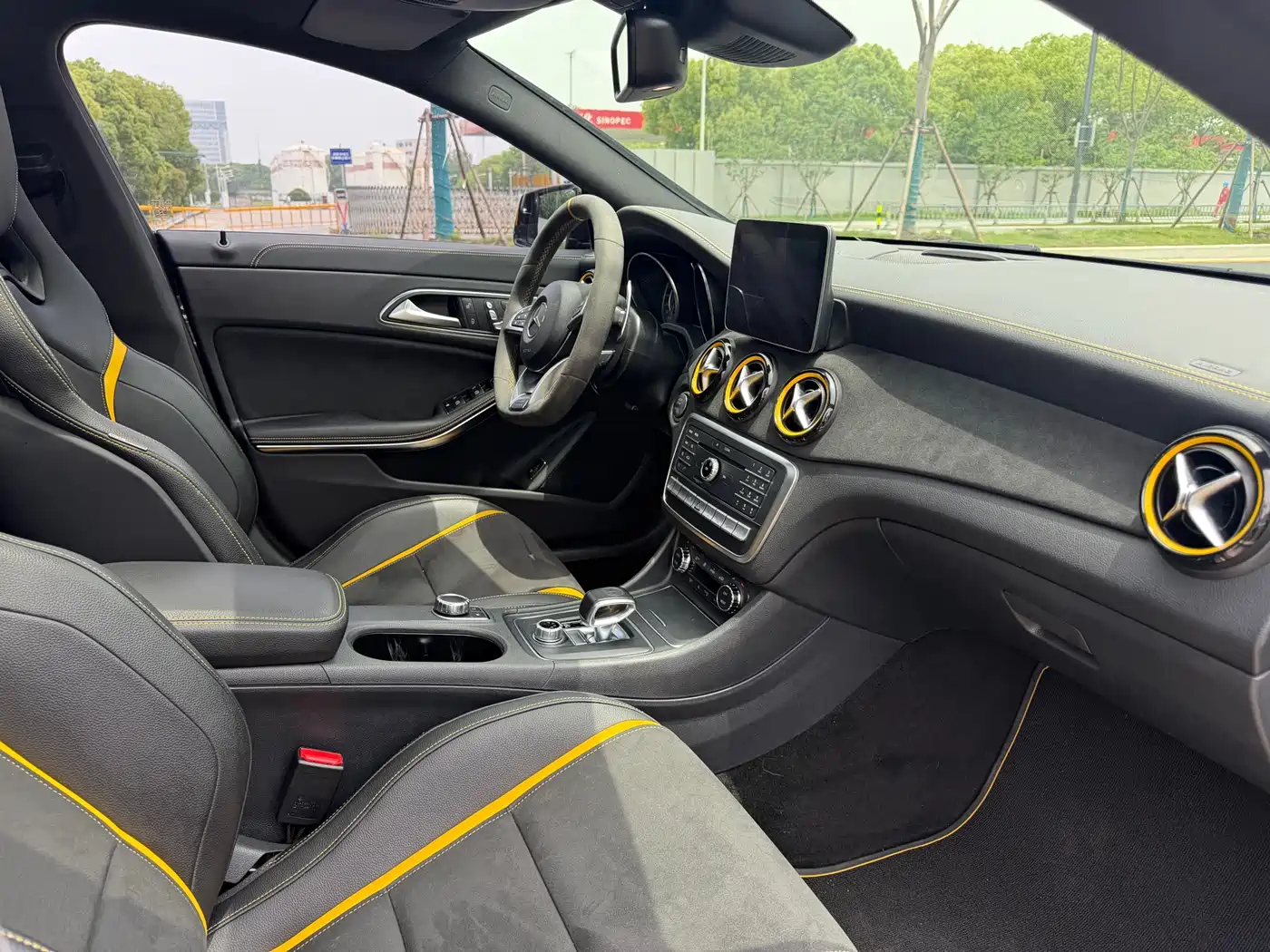 Mercedes-Benz CLA AMG 2017 Facelift AMG CLA 45 4MATIC фото 8