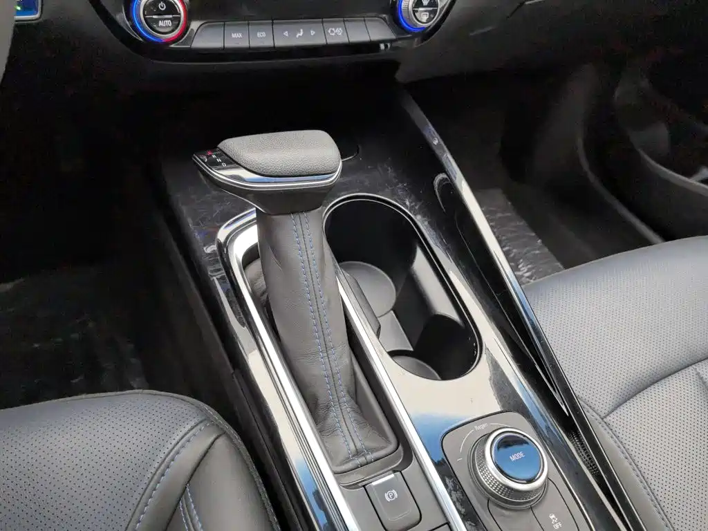 Buick Velite 6 2024 2024 Model 430km Premium Edition