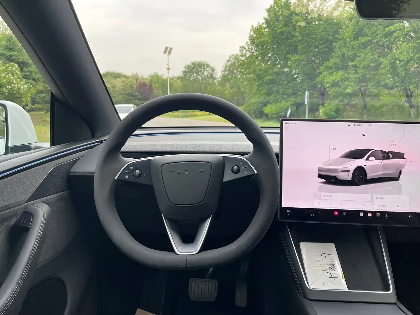 Tesla Model Y 2026 Long Range All-Wheel Drive фото 5