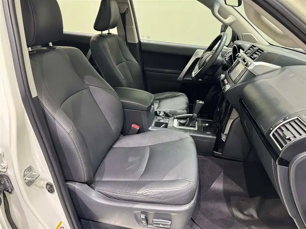Toyota Prado 2015 2016 2.7L Auto Standard Edition