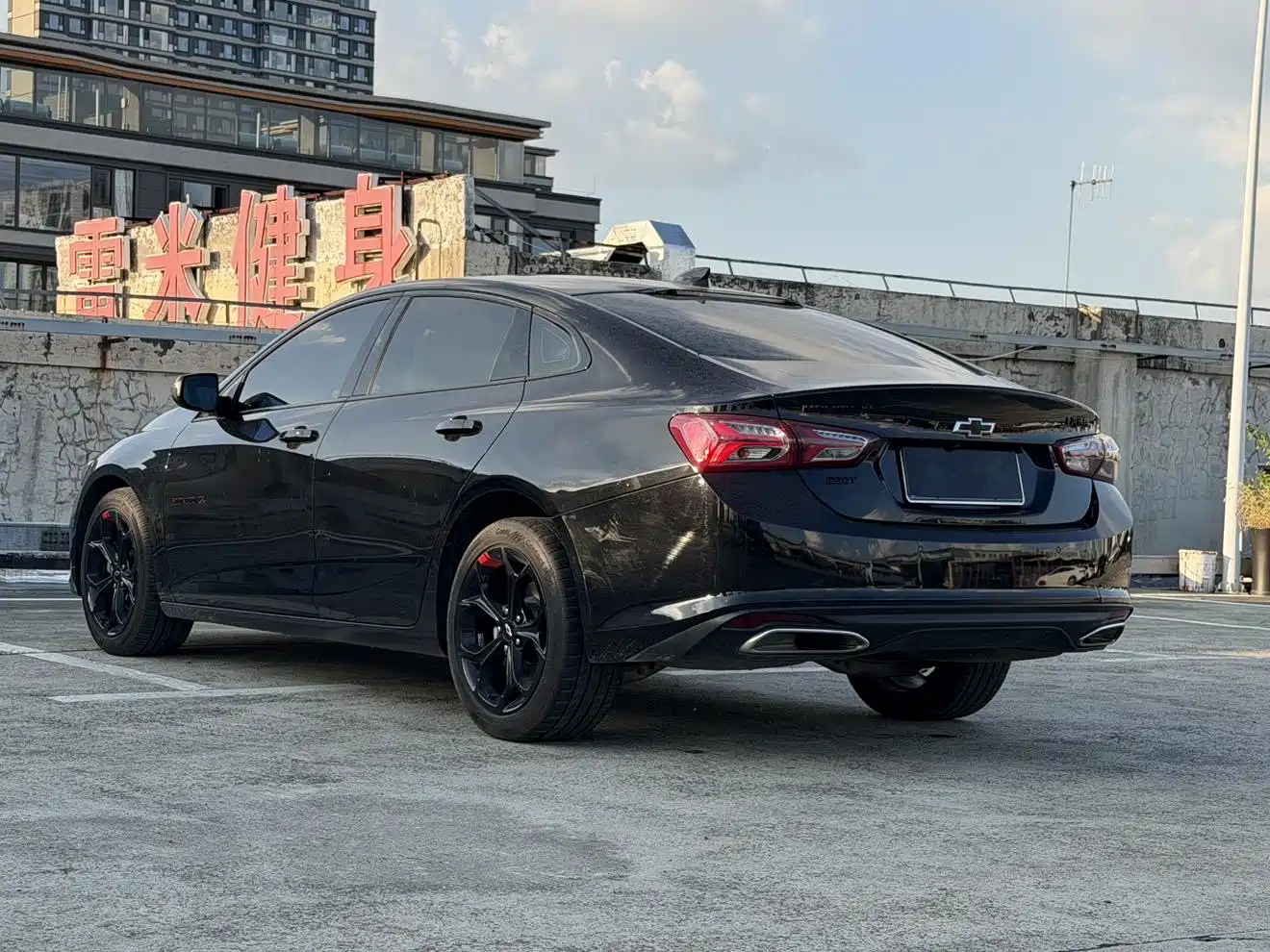 Фото 8 - Chevrolet Malibu XL