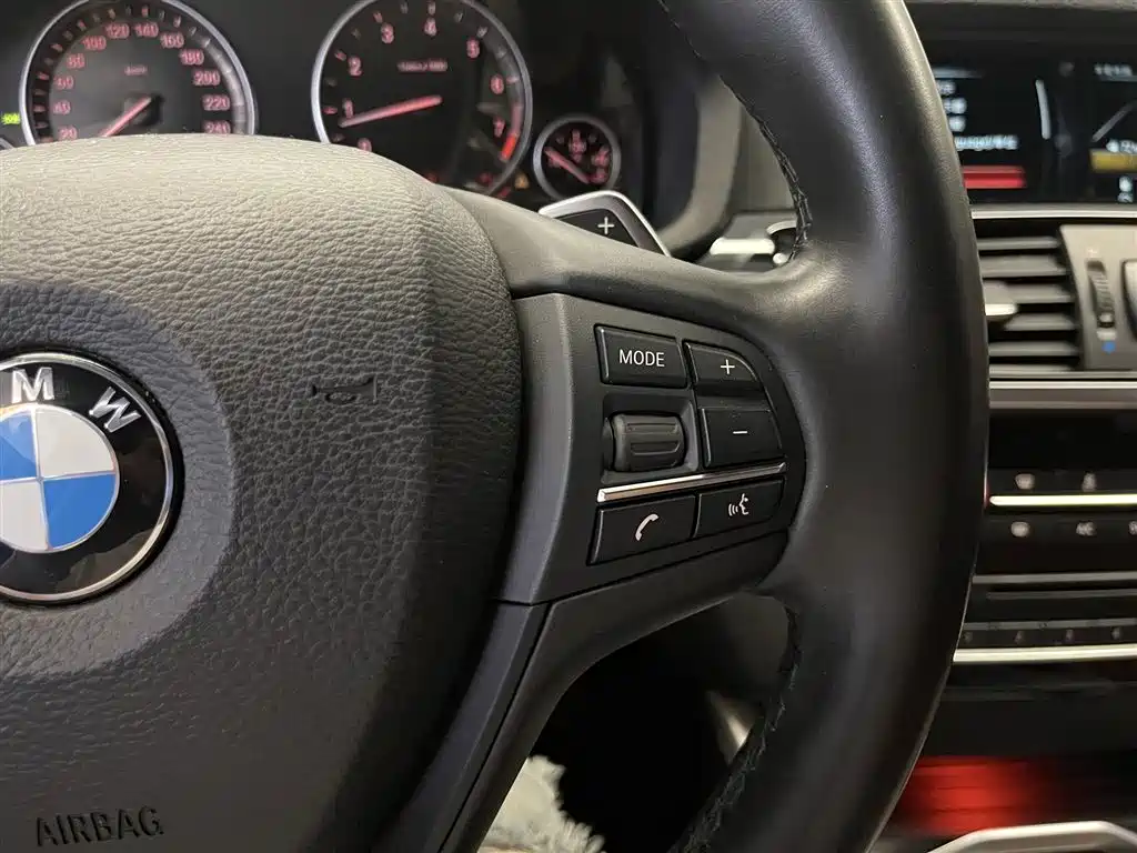 BMW X4 2014 xDrive28i Leading Edition фото 22