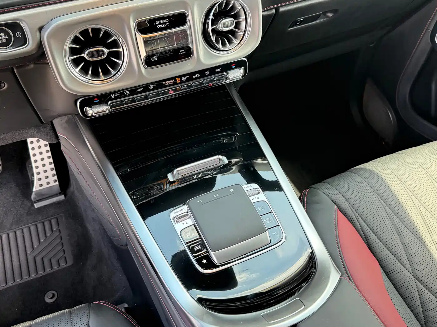 Mercedes-Benz G-Class 2025 G 500 фото 14