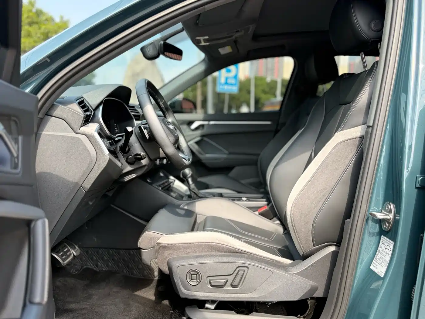 Фото 11 - Audi Q3