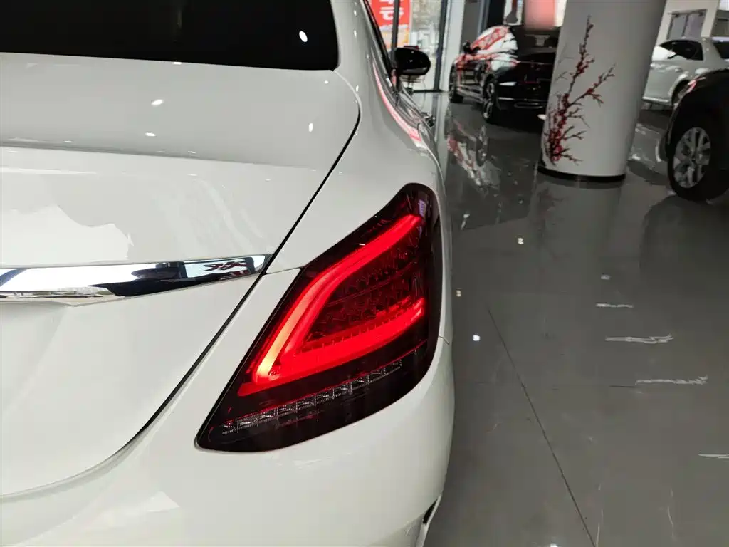 Mercedes-Benz C-Class 2021 C 200 L Fashion Sport Edition фото 24