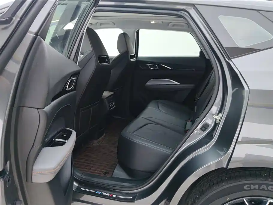 CHANGAN CHANGAN AUCHAN Z6