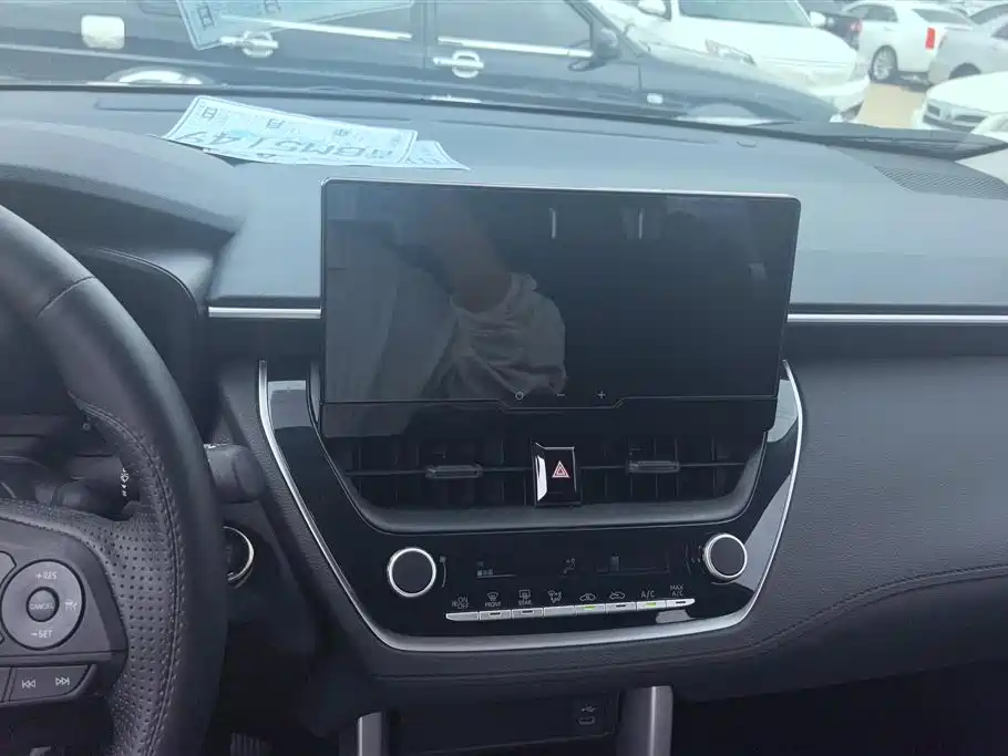 Toyota Frontlander 2024 2.0L CVT Elite Edition фото 13