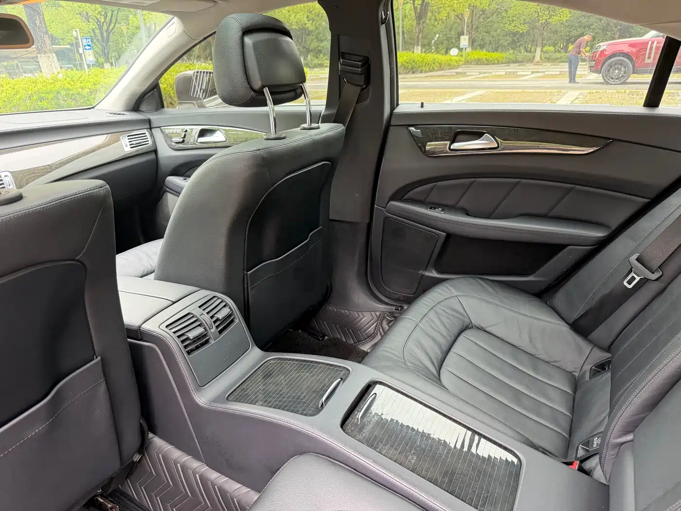 Mercedes-Benz CLS 2012 CLS 300 CGI фото 6
