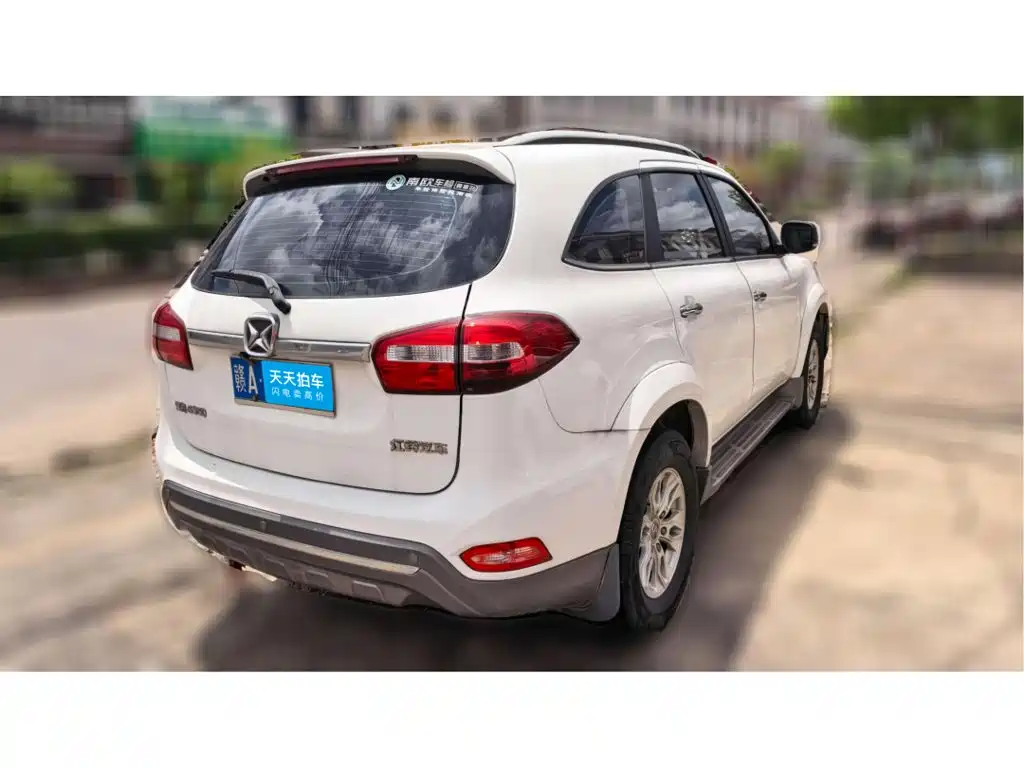 Jiangling Yusheng S350 2015 2014 2.4T Auto 2WD Diesel Luxury Sunroof 5-seater