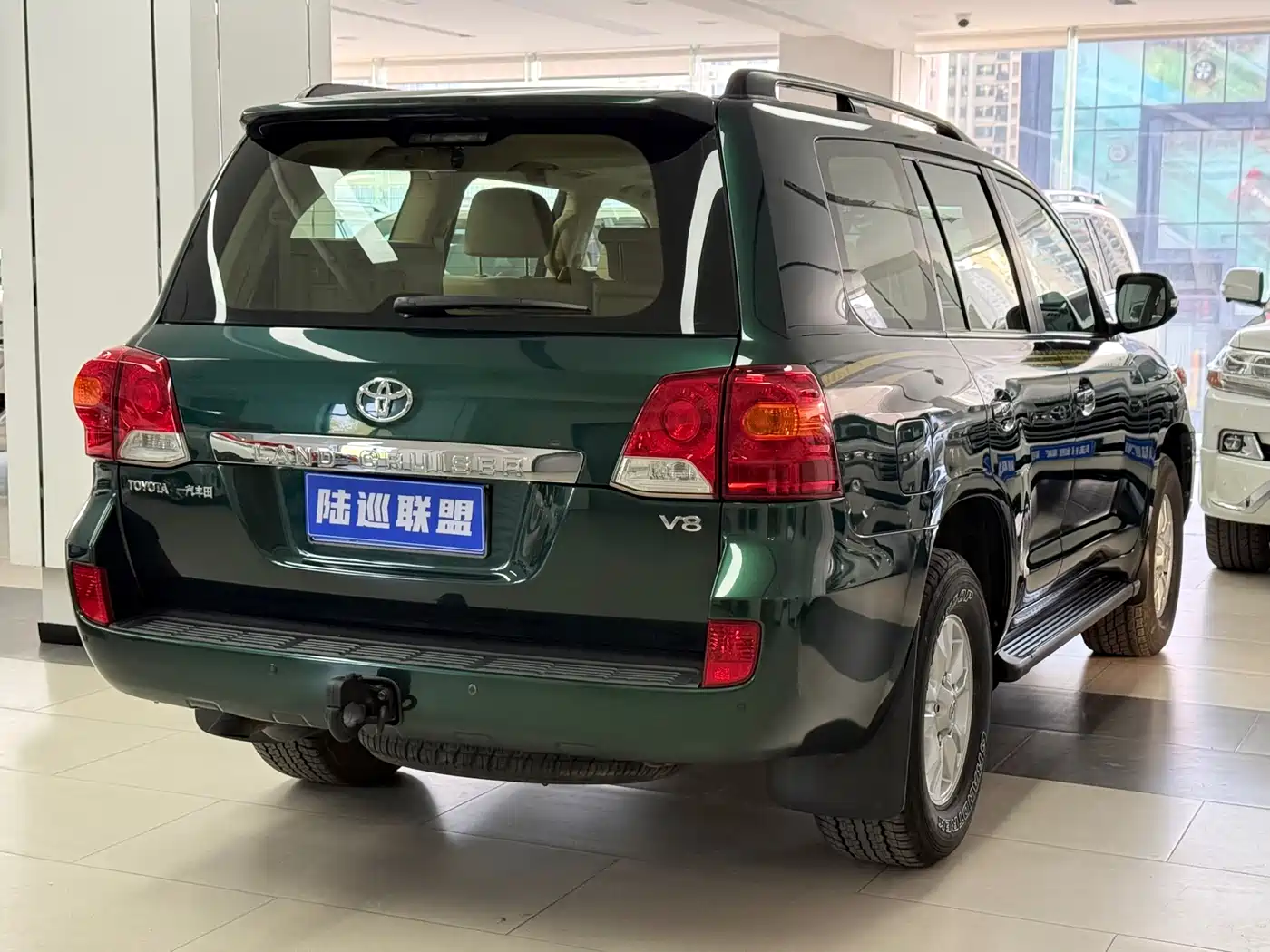 Toyota Land Cruiser 2012 4.0L Automatic VX фото 18