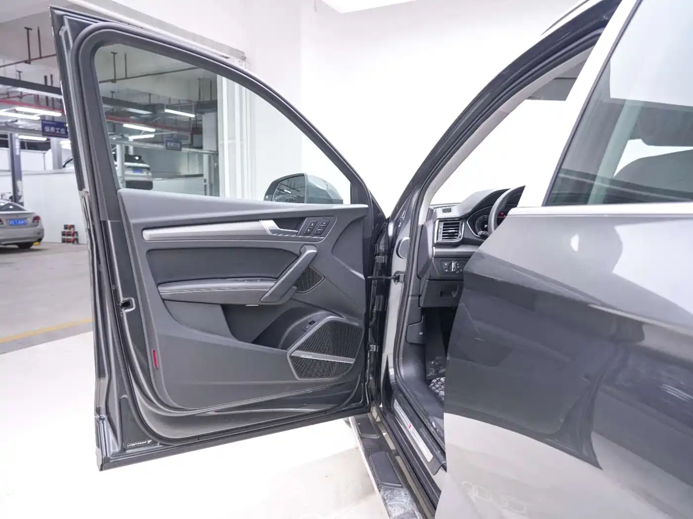 Audi Q5L 2022 Facelift 45T Luxury Dynamic фото 13