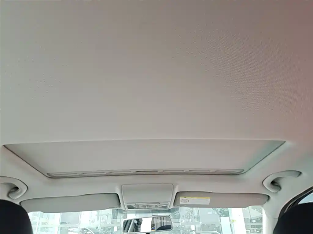 Volkswagen Lavida Tour 2013 1.6L Automatic Comfort фото 18