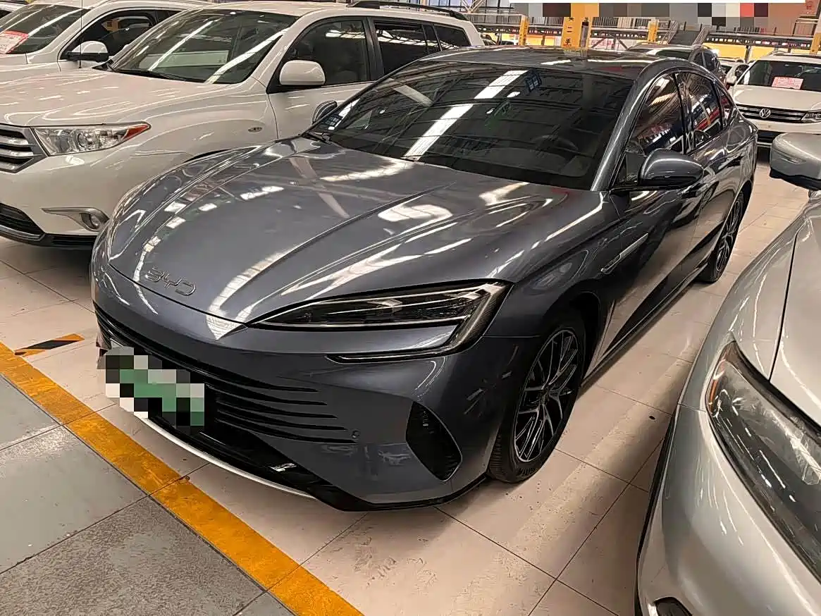 BYD Seal 07 DM-i 2025