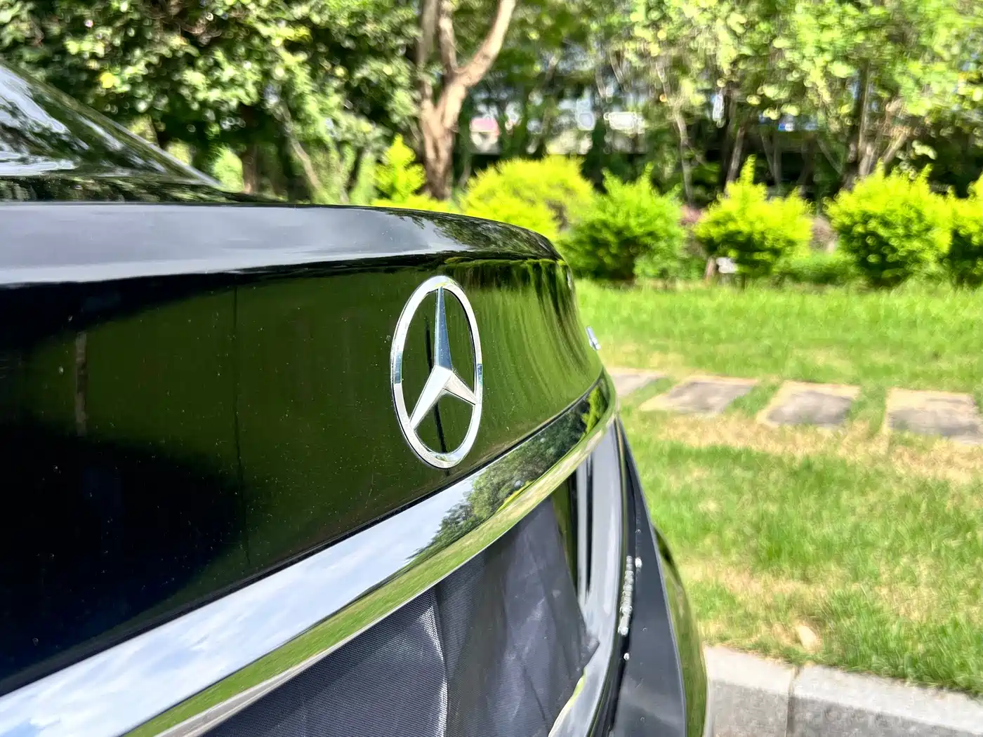 Photo 23 - Mercedes-Benz C-Class