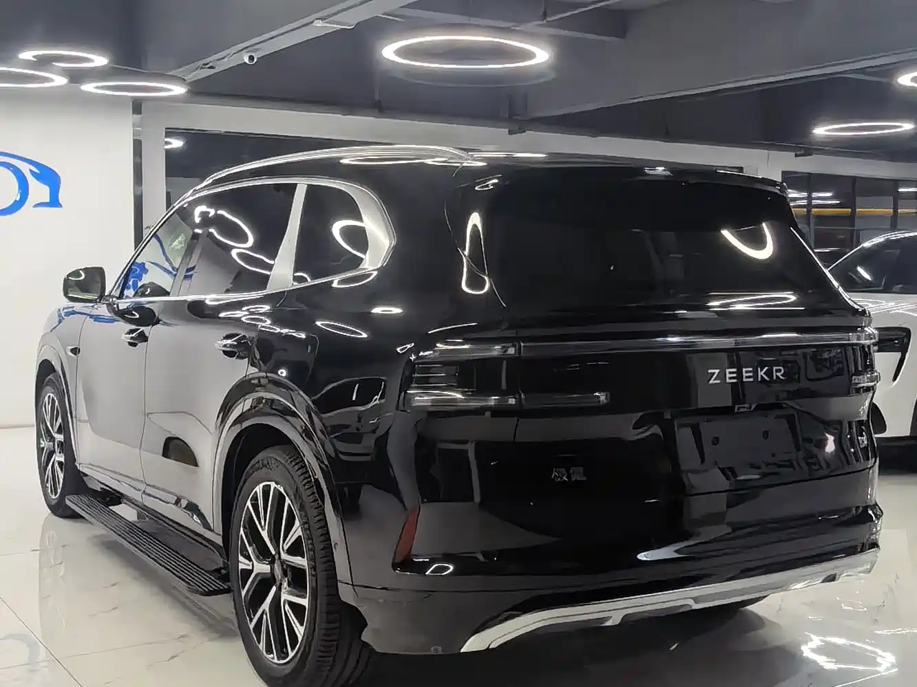 ZEEKR 8X 2026
