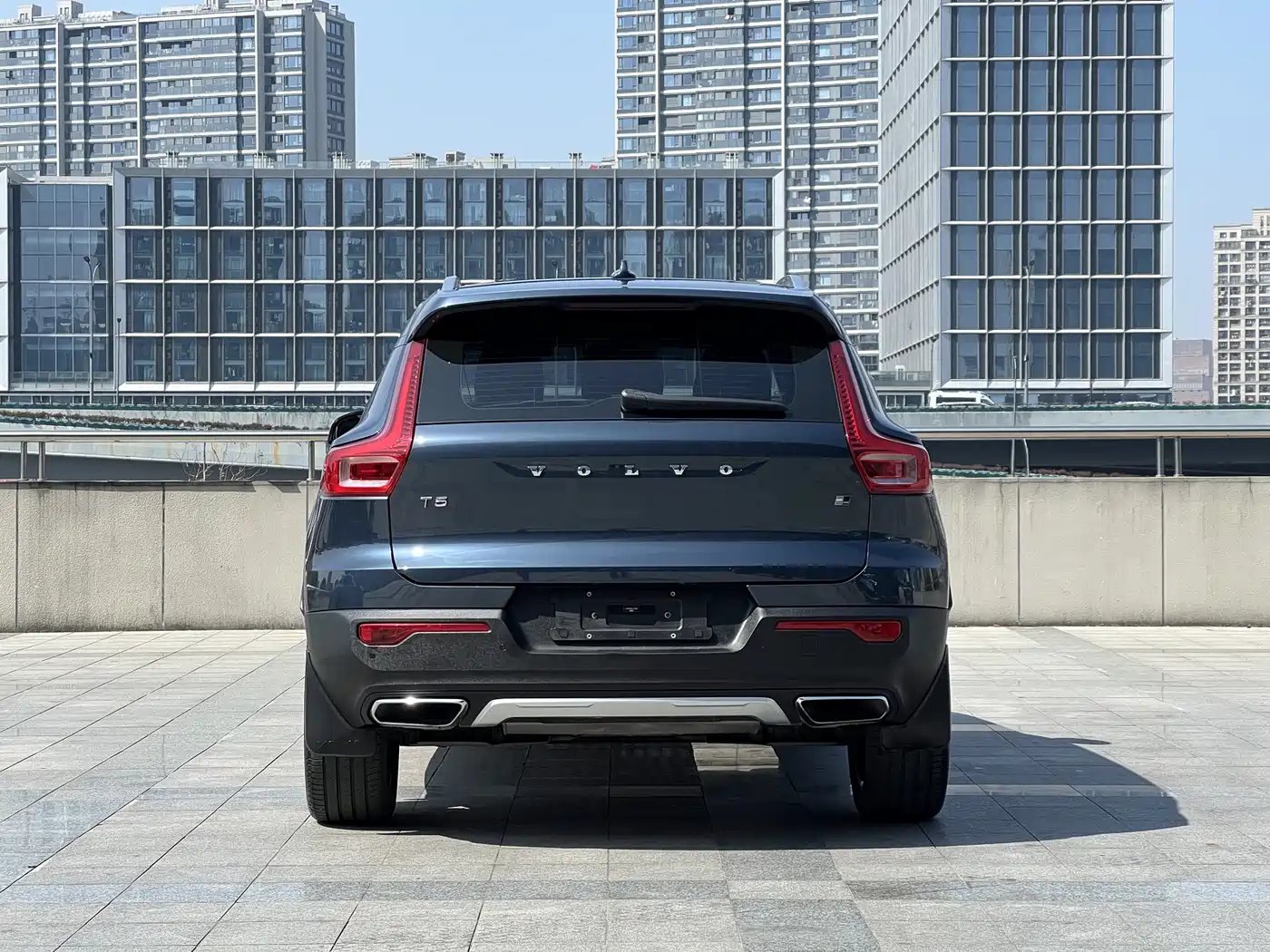 Фото 6 - Volvo XC40