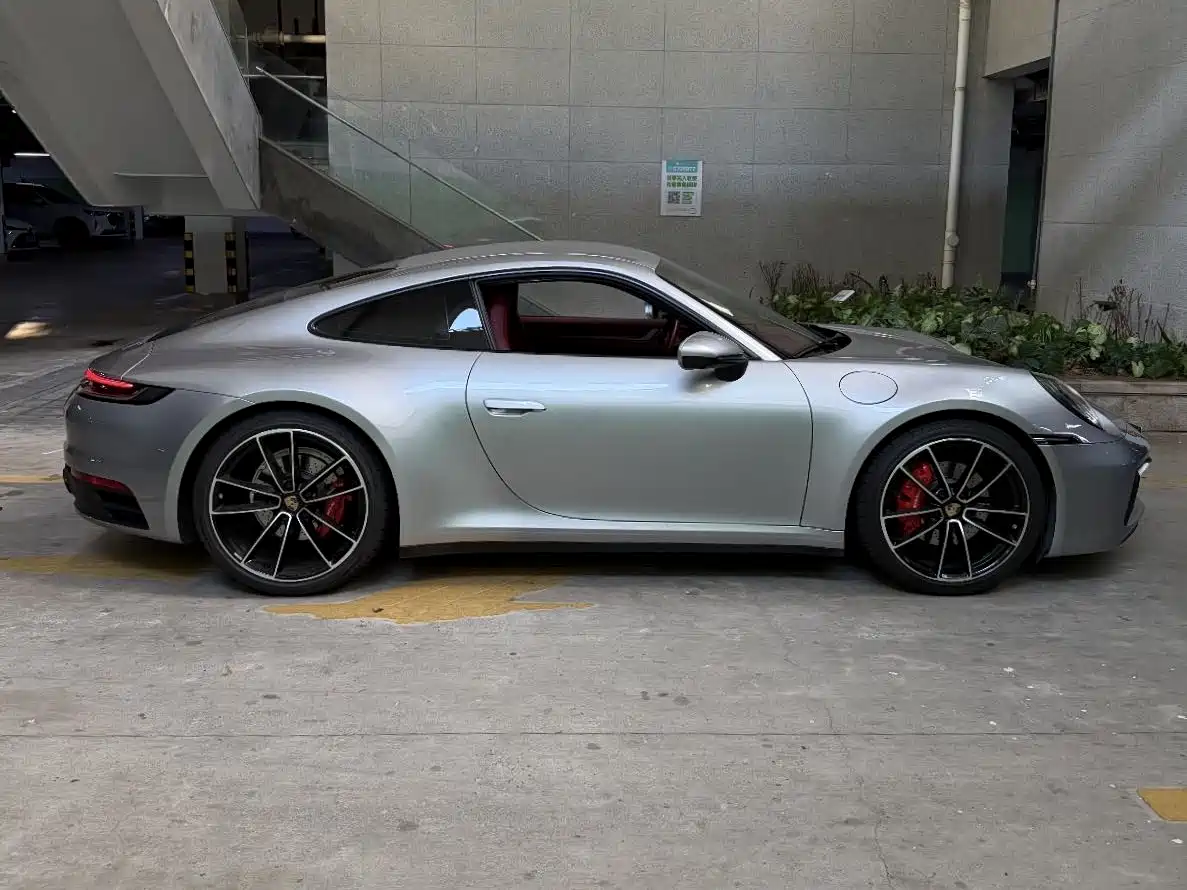 Porsche 911 2023 Carrera 3.0T фото 7