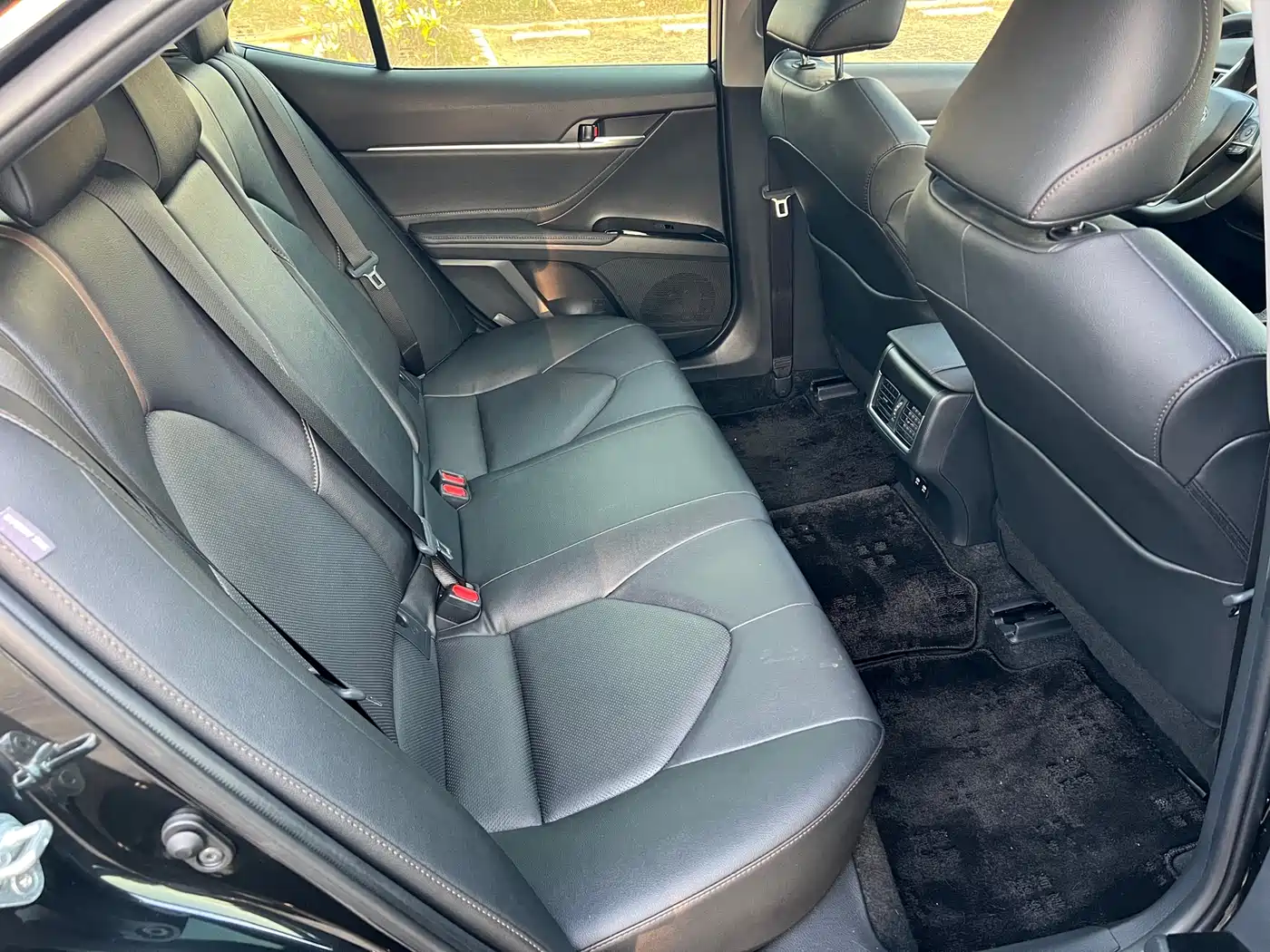 Toyota Camry 2021 2.0G Luxury Edition фото 16