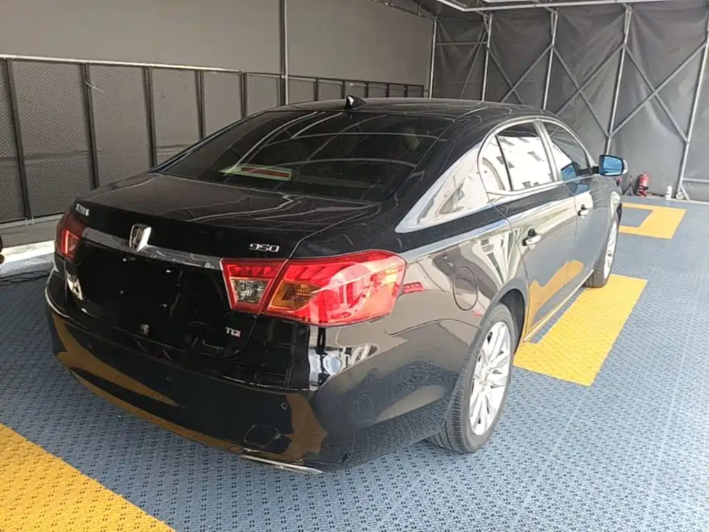 Фото 7 - Roewe 950