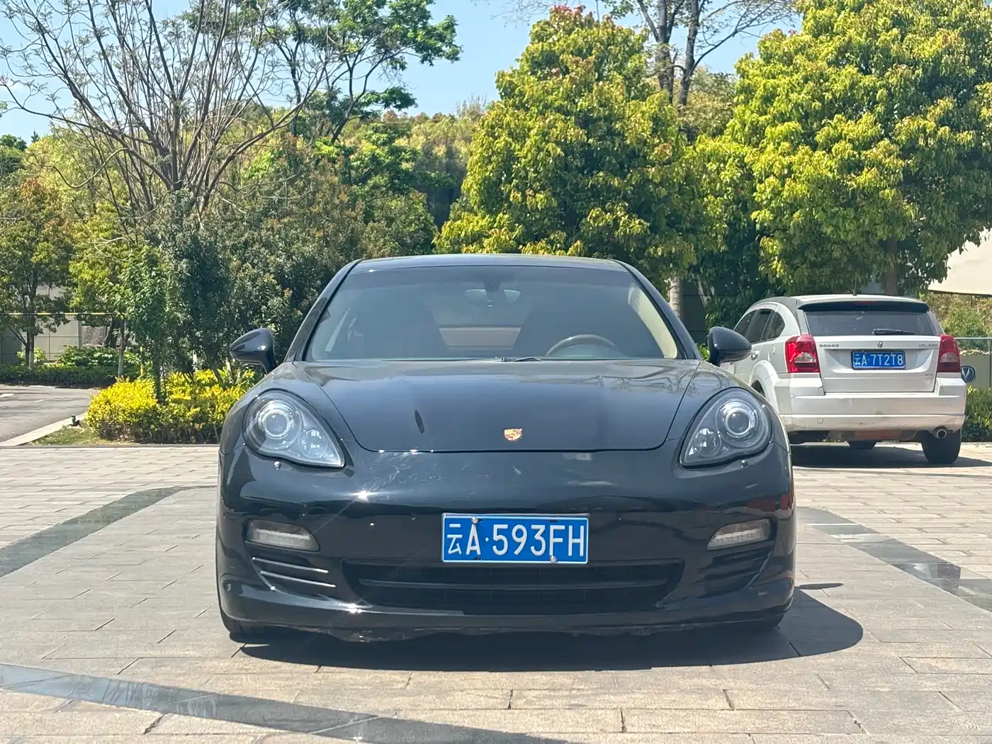 Porsche Panamera 2010 Panamera 4 3.6L фото 13