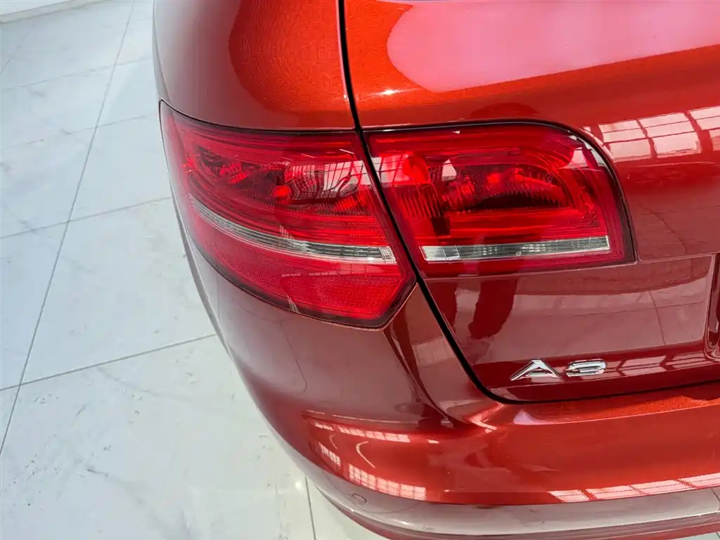 Audi A3 (Import) 2013 Sportback 35 TFSI Premium фото 13