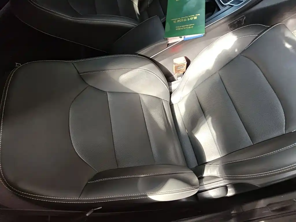 Фото 25 - Geely Emgrand