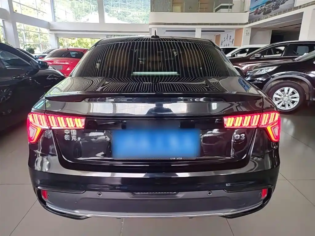 Lynk & Co 03 2018 1.5TD DCT Pro Version China V фото 6