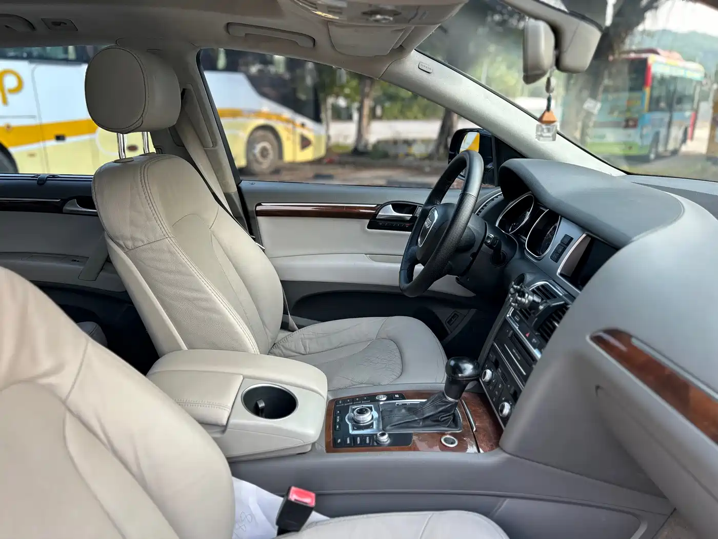 Audi Q7 2012 3.0 TDI Leading Edition фото 38