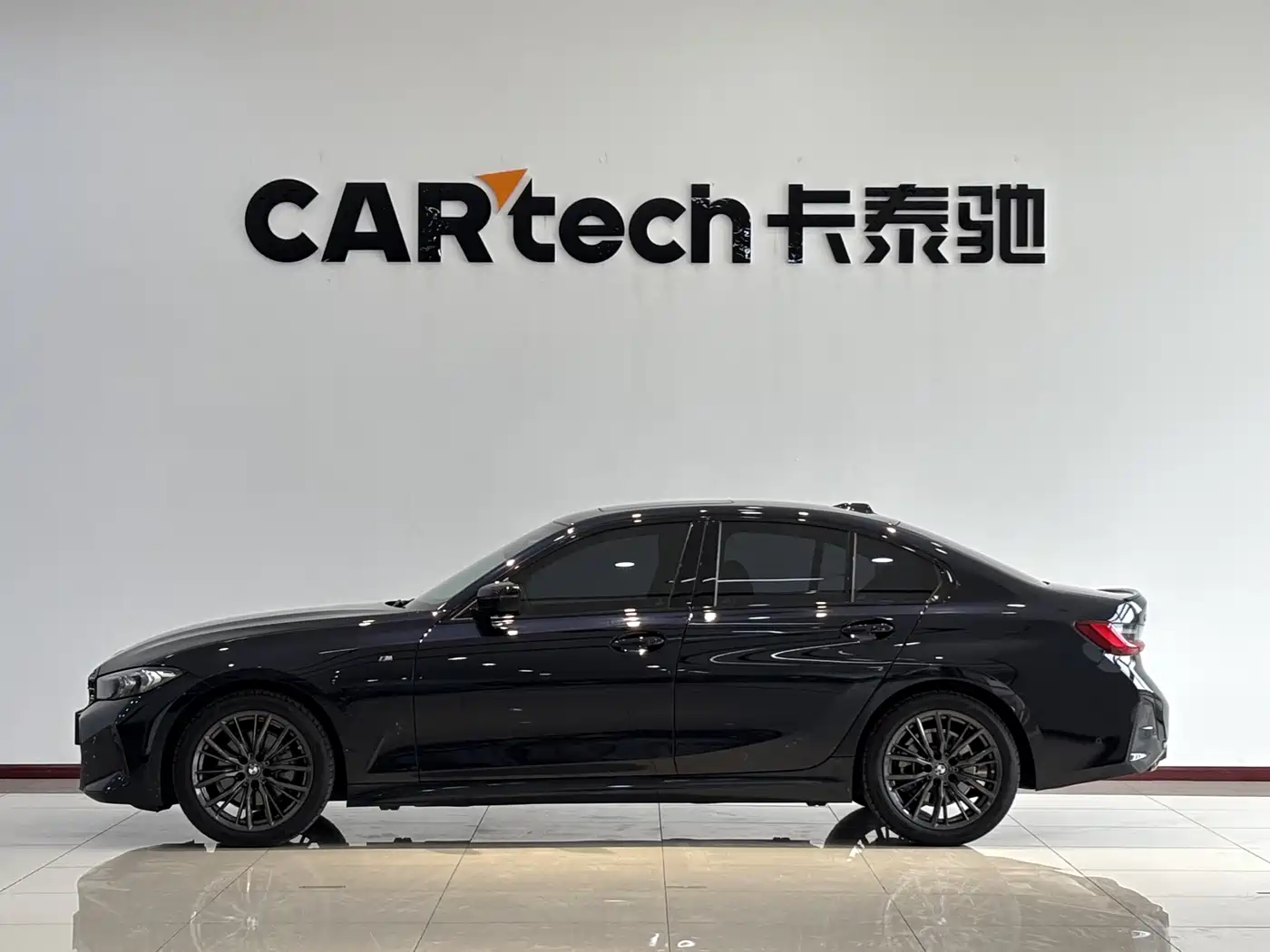 BMW 3 Series 2023 325i M Sport Black Night Package фото 20
