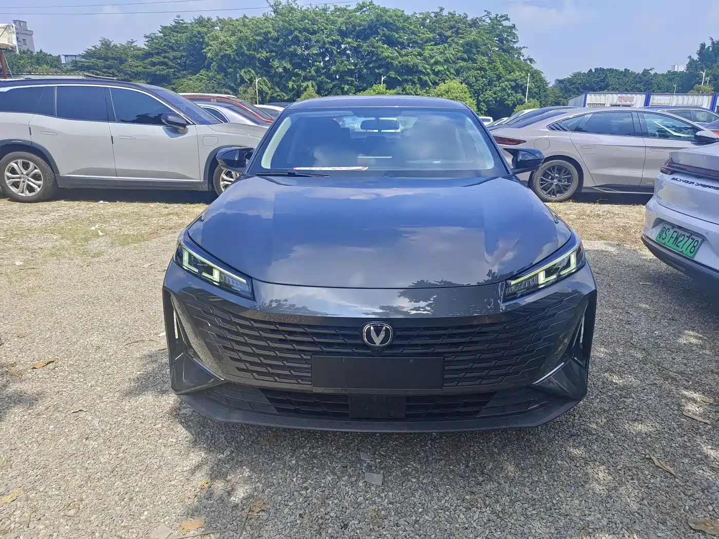 Фото 2 - Changan Yida
