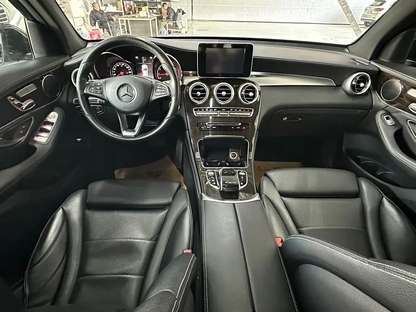 Mercedes-Benz GLC 2018 GLC 260 4MATIC Dynamic фото 18