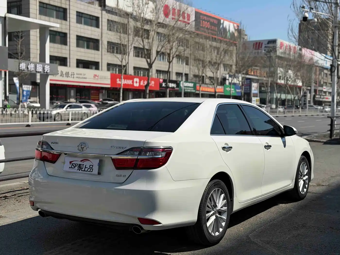 Toyota Camry 2016 2.5G 10th Anniversary Luxury Navigation Edition фото 13