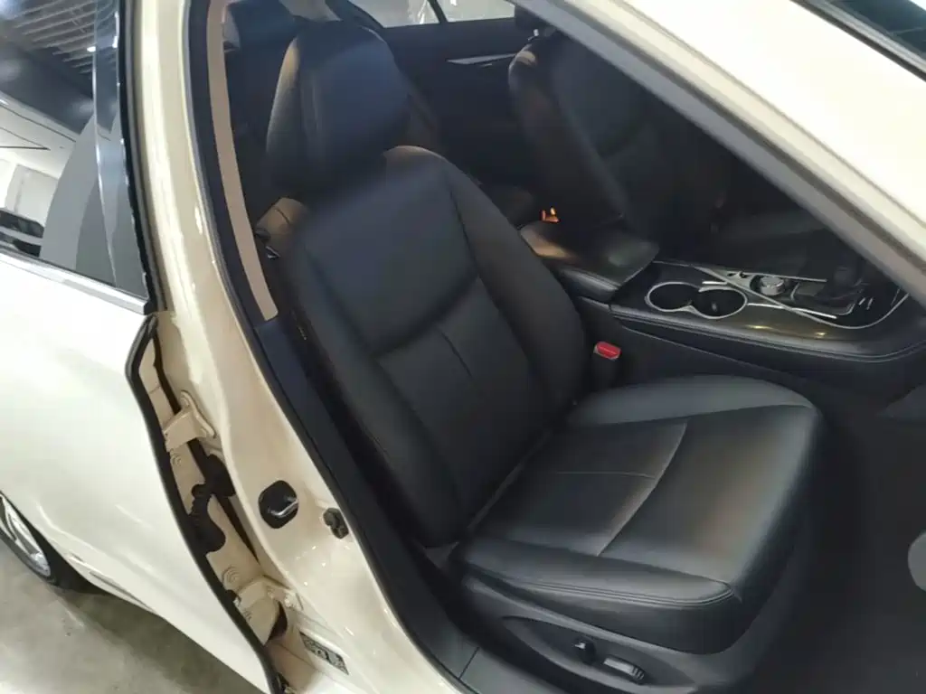 Infiniti Q50L 2021 2018 2.0T Comfort (China VI)