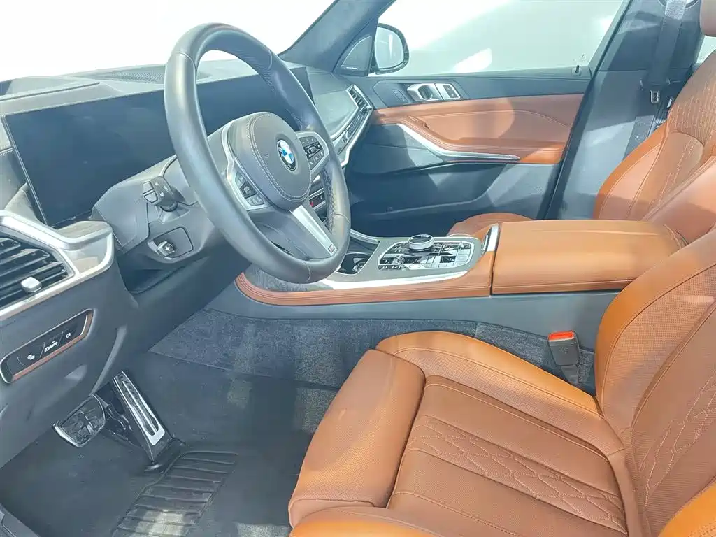 BMW X7 2023 xDrive40i Exclusive M Sport Package фото 10