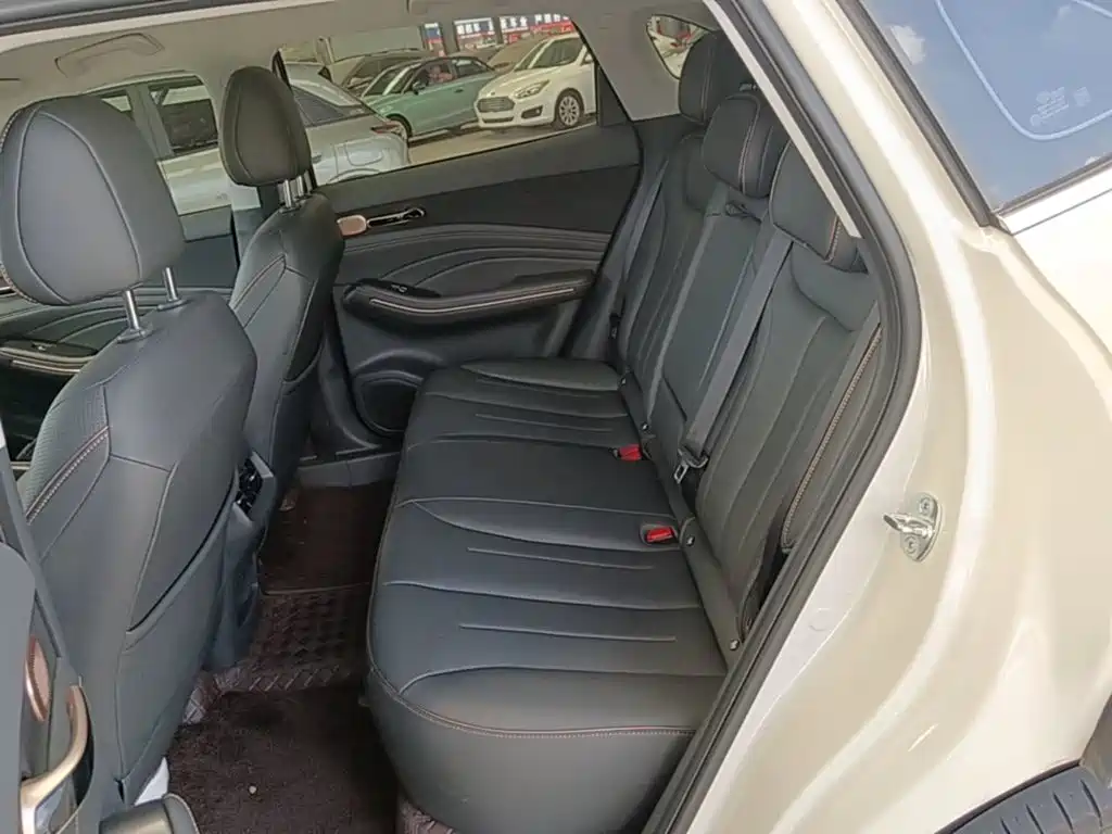 Baojun Yunhai 2025 2026 Model 600km Pure Electric Standard