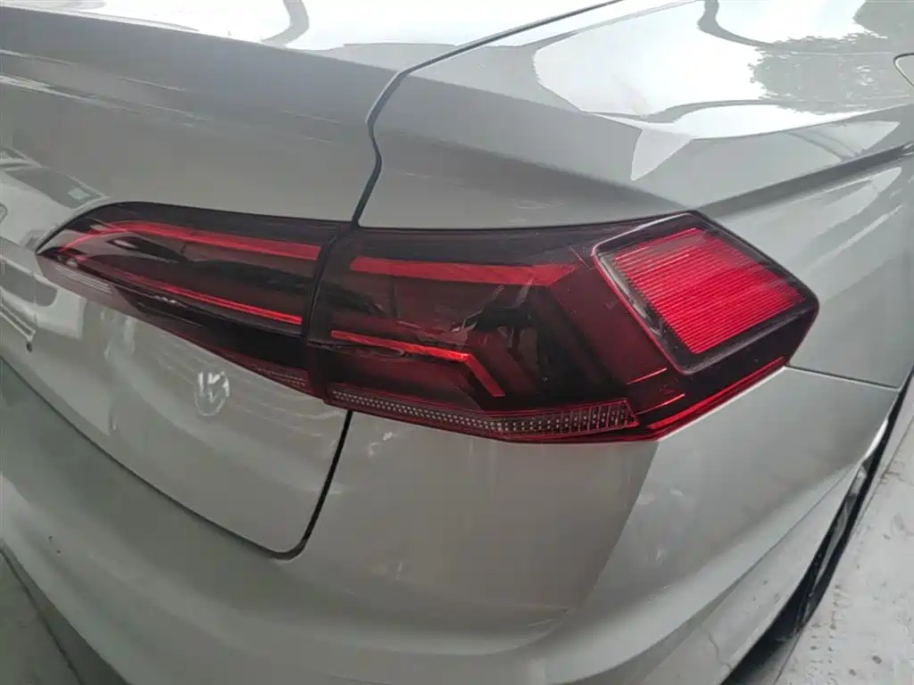 Volkswagen Bora 2021 1.5L Automatic Comfort Smart Edition фото 8