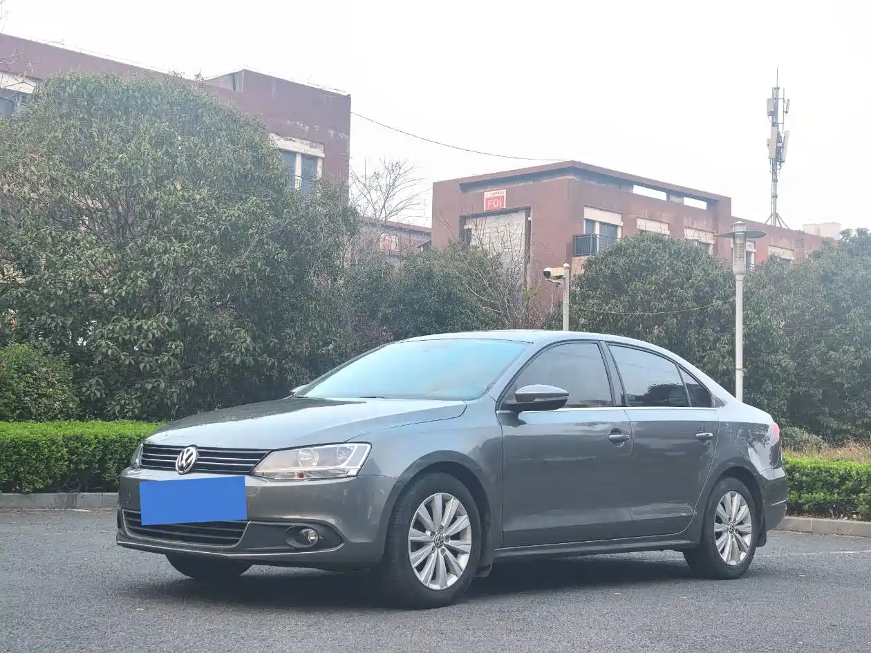 Volkswagen Sagitar 2014 1.4TSI Manual Luxury